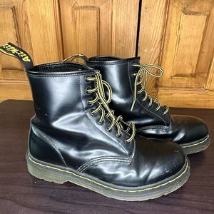 Doc martens 1460 black size 9M 10L.  8 hole docs 11822 boots